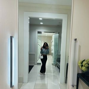 Meet your Posher, Karely